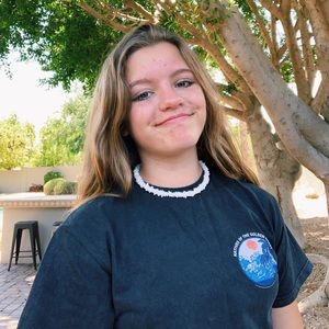 Meet your Posher, Camille